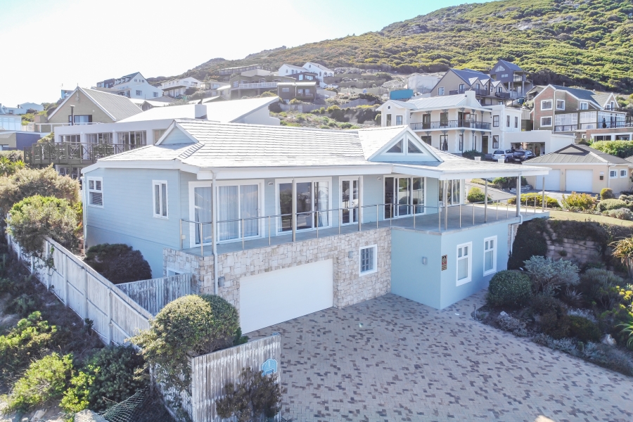 3 Bedroom Property for Sale in Glen Marine Western Cape